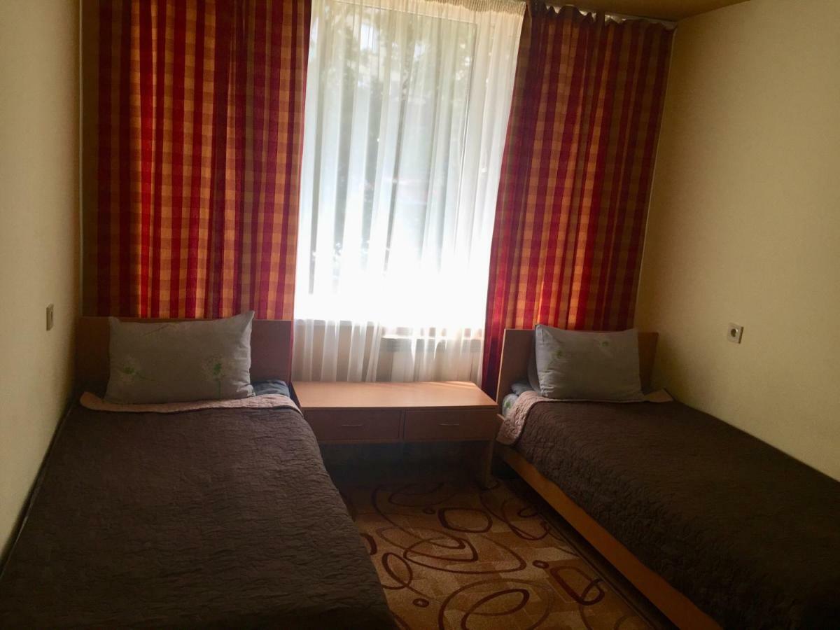 Westend Hotel Kiev Extérieur photo